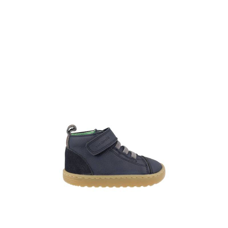 Bota Pekin marinho Blanditos vista frontal do calçado barefoot infantil